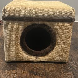 Cat Scratching Cube Bed/Ottoman