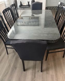 Dining Room Set w/ China cabinet