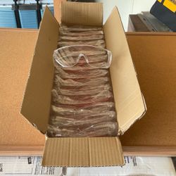 Safety Glasses 750 Pcs , Great Quality 150.00 For All  Packed In 5 Boxes