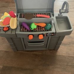 Little Tikes Grill (14x23 1/2)