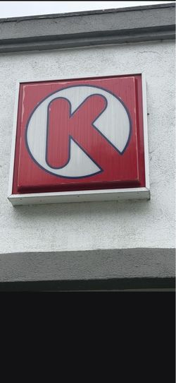 Circle K cabinet