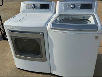 Lg washer and lg  dryer electric  extra large capacity  working perfectly extra for delivery.same day delivery and installation available