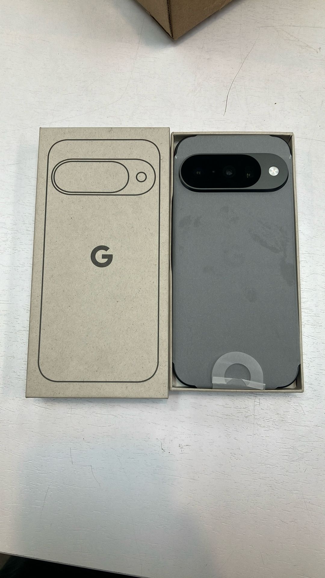 Open- Box Unlocked Google Pixel 10 - 128GB - Black