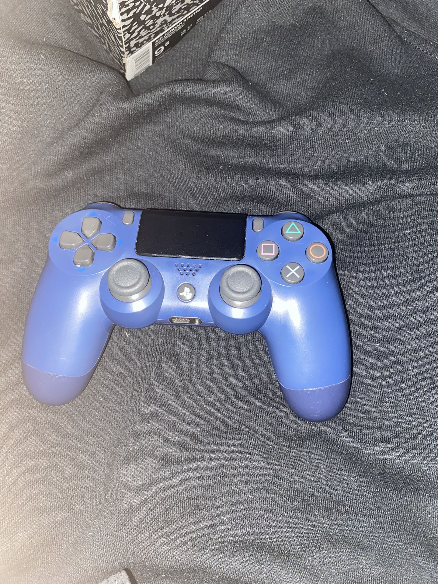 PS4 Controller