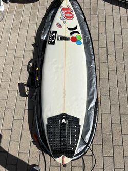 Channel Islands / Al Merrick 6’1”Surfboard 