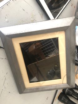 SIM card photo slide show frame