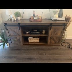 Barn Door Tv Stand 