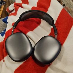AirPod Max Pro