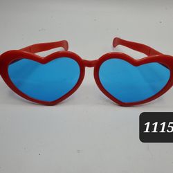 Oversized Heart Glasses 