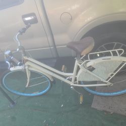 MAIN STREET 700 X38C TIRES READY TO RIDE 