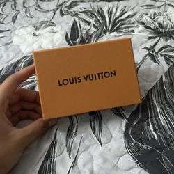 Lv Bracelet 