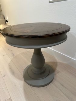 Refurbished Grey End table/Nightstand