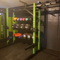 Gym Equipment. / Fitness Accessories