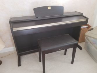 Yamaha Clavinova Clp220