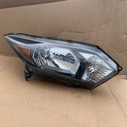 GENUINE OEM | 2016-2018 Honda HR-V Halogen Headlight (Right/Passenger)