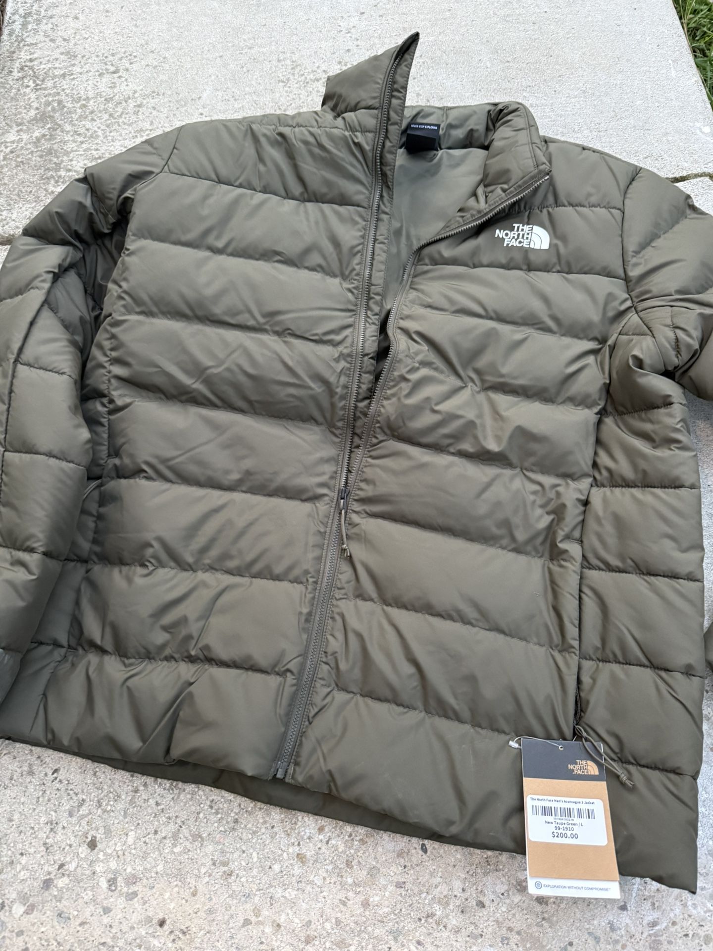 Men’s North Face jacket