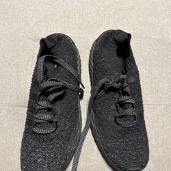 NO BULL size 9 Women’s Knit Runner