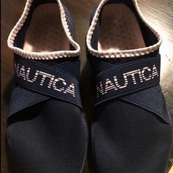 Brand New Size 7 Nautica's 