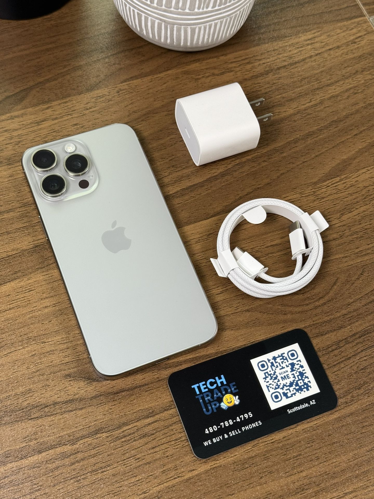 iPhone 15 Pro Max 1Tb Natural 🩶 Unlocked *Free Delivery At Full Price*