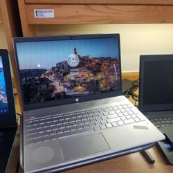TOUCH SCREEN HP PAVILION 15 WITH 15.6 INCH SCREEN (SHOP6)

