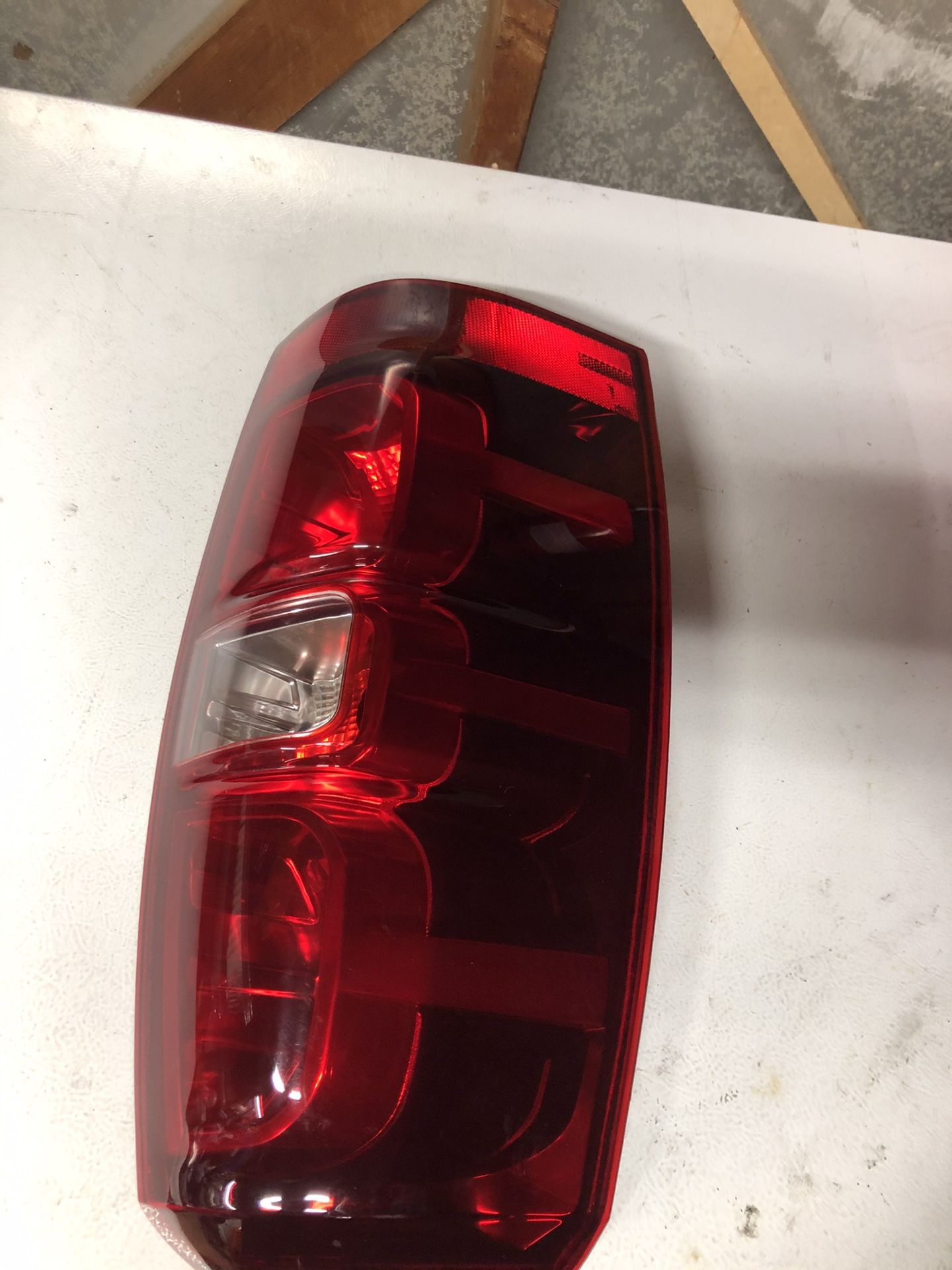 2008 Chevy avalanche tail lights (right & left)