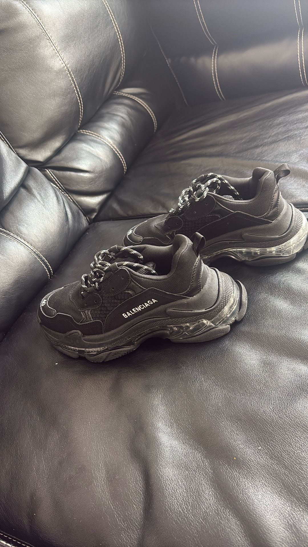Size 40 Balenciaga (woman)
