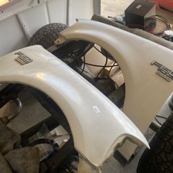 1999/2002 Ford F150 fenders
