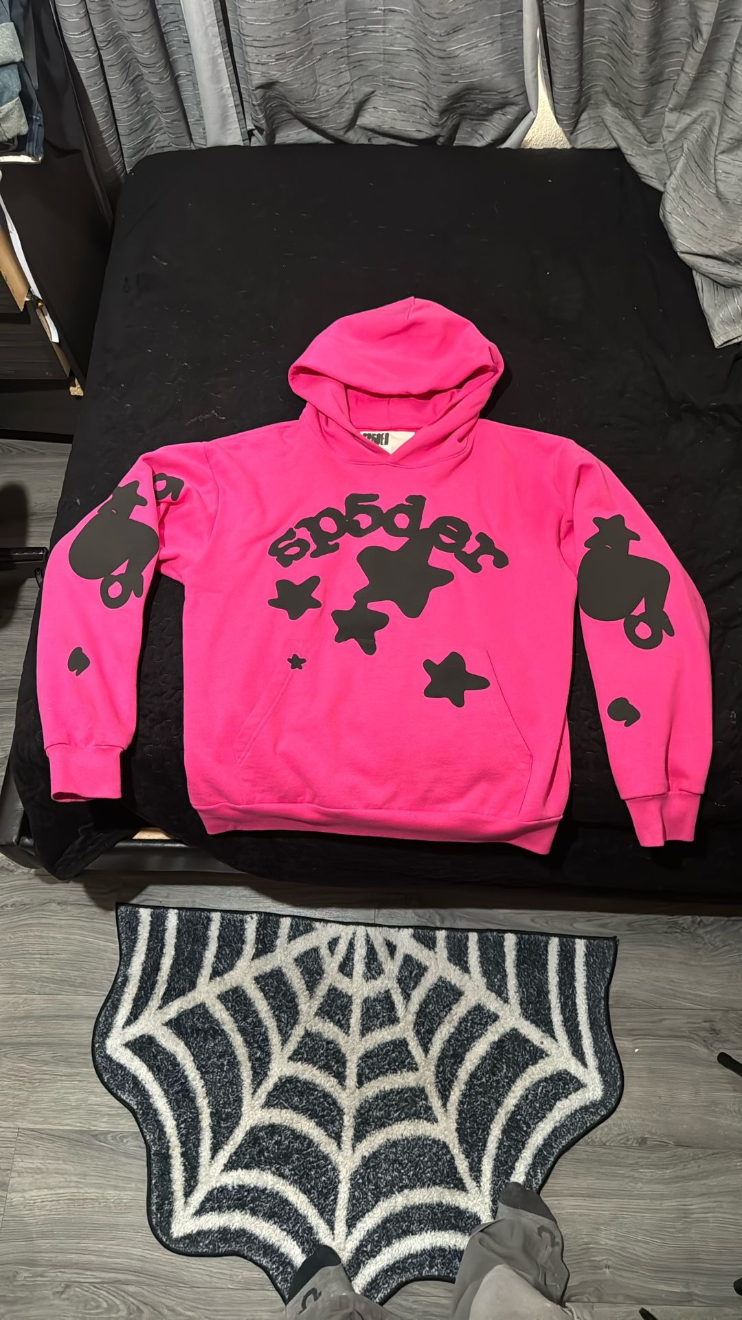 Sp5der Pink Beluga Hoodie Size L