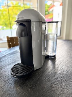 Nespresso VertuoPlus Coffee & Espresso Machine by Breville – Gray