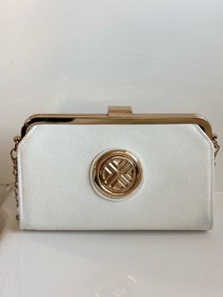 Purse $8