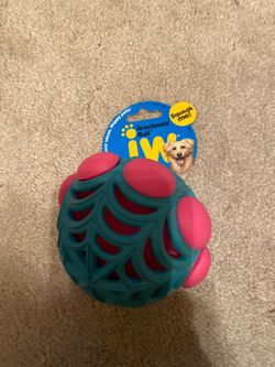 New Arachnoid Ball for dog Squeaks