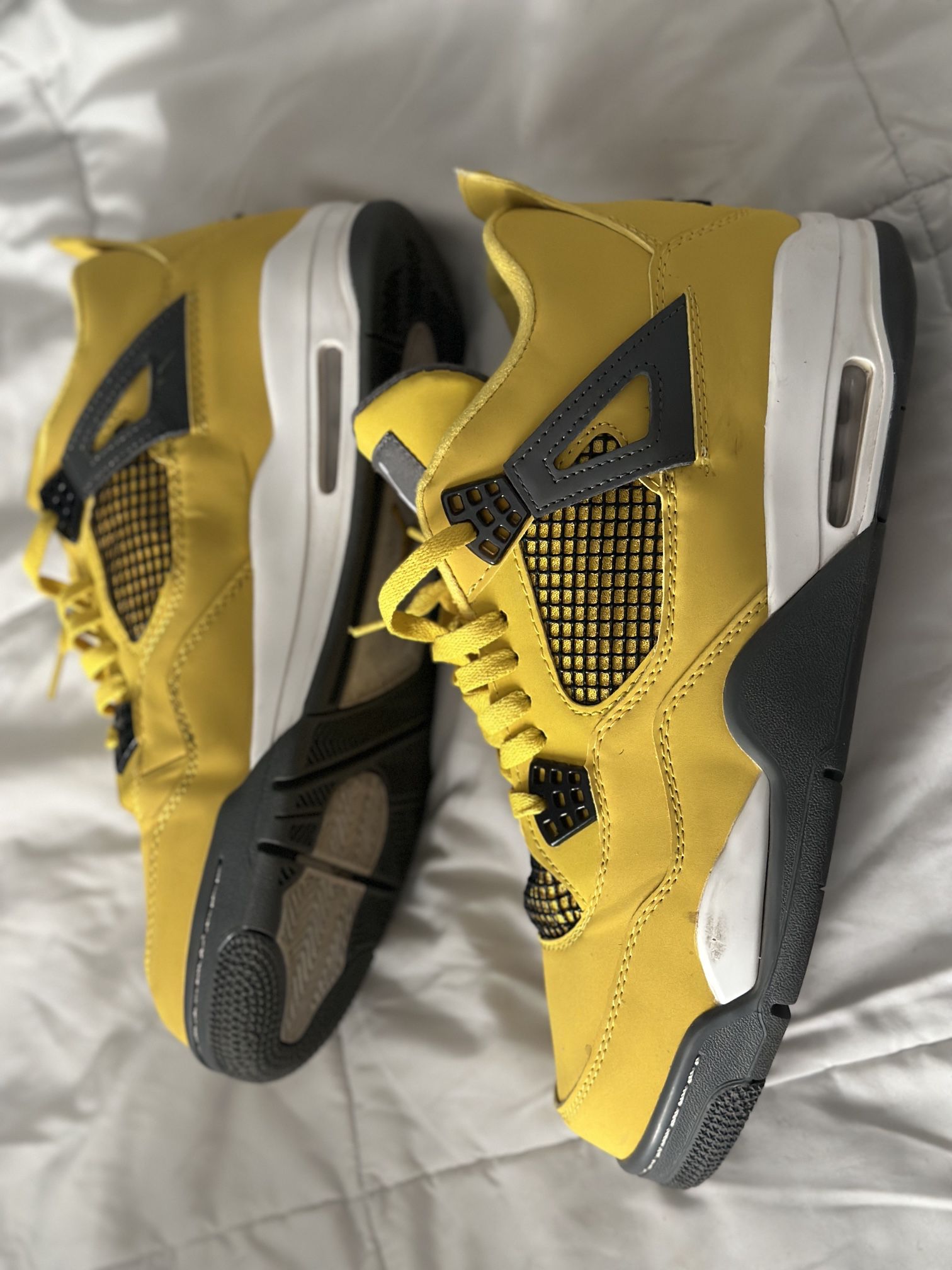 Used Men’s Size 13 Yellow Jordan 4s