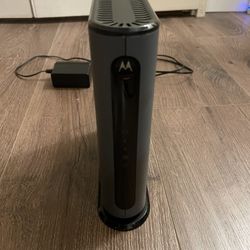 Motorola MB7621 24x8 DOCSIS 3.0 Cable Modem