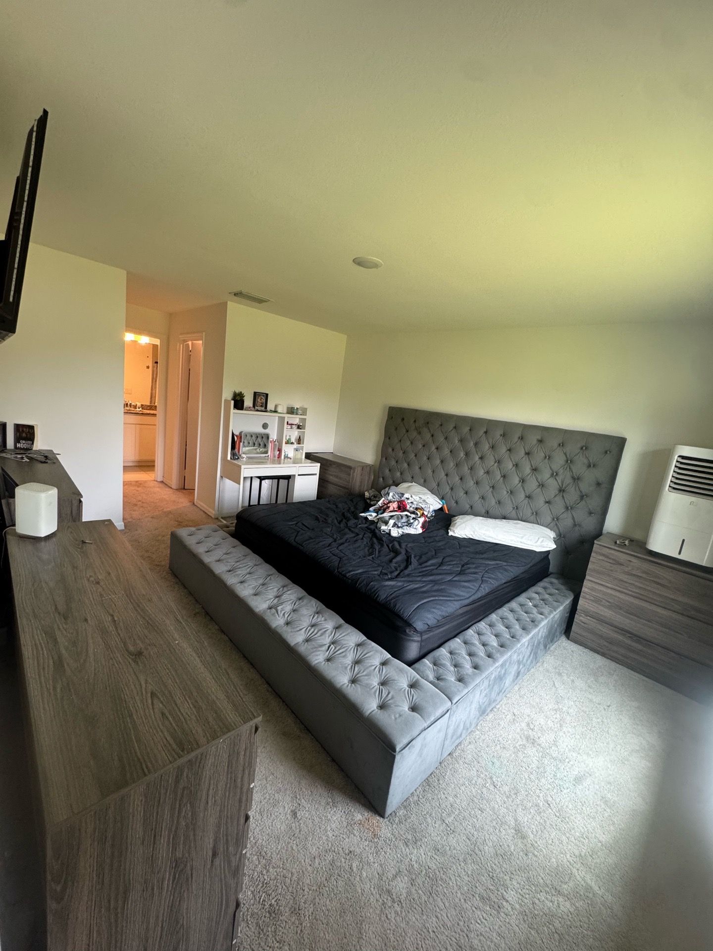 King bed frame