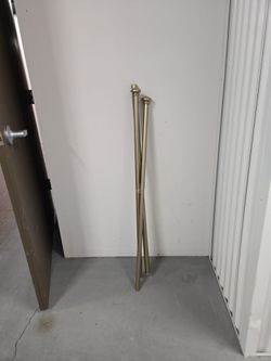 Free curtain rod large