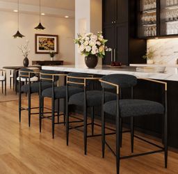 Set of 4, 37.3 in. H Counter Height Black Boucle Upholstered Bar Stool Metal Frame Dining Room Kitchen Island Chair 