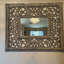 Stunning 6X5 ft decorative mirror for sale! 