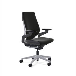 Steelcase Gesture Ergonomic Chair – Pristine Like New Condition