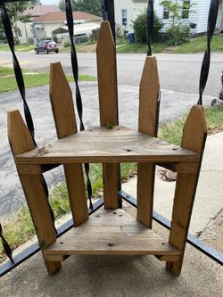 Wooden small plans stand