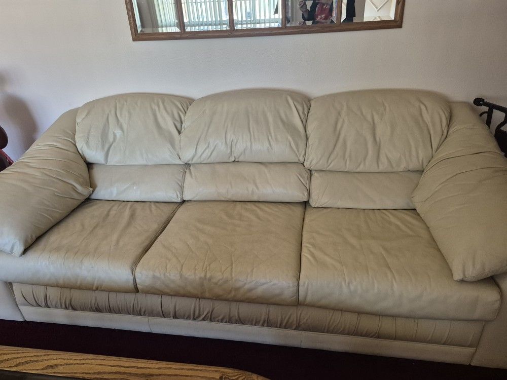 Great man-cave worthy imitation leather Sofa