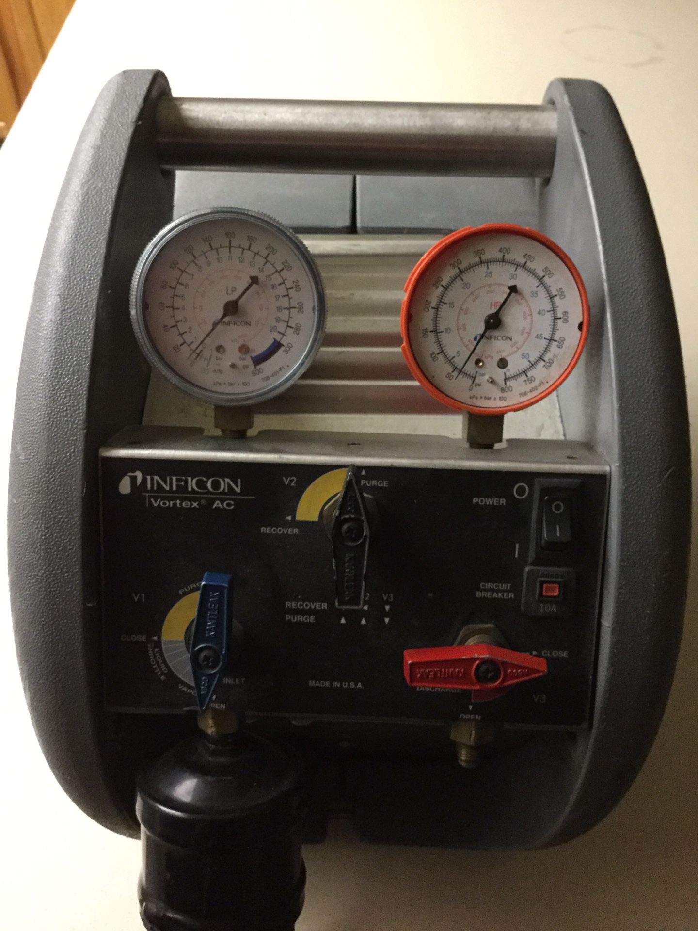 INFICON Vortex AC Duel Refrigerant Recovery Machine,1 hp, (Model #714-202-G1)  for Sale in Chandler, AZ OfferUp