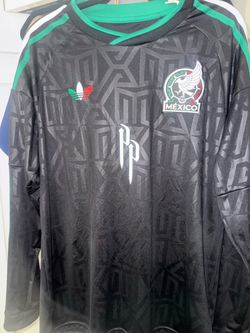 Mexico third black jersey