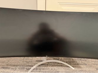 LG 40” 5K2K UltraWide Monitor