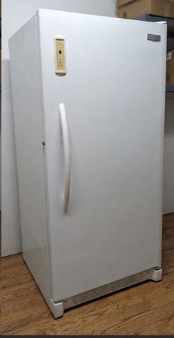 14 cubic foot cf 14cf upright freezer