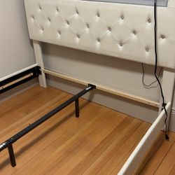 Queen Size Bedframe