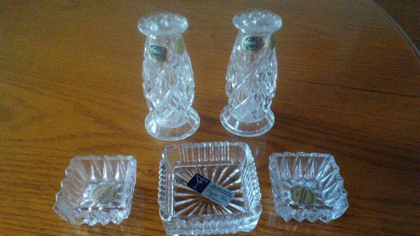 PRICE DROP: Crystal shakers w jewelry dishes