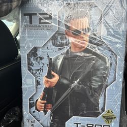 Terminator T2 Statue & Ironman