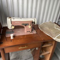 Rare Vintage Necchi Leila 514 Sewing Machine 