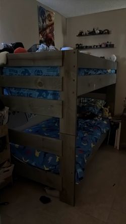 Bunk bed, color gray almost new