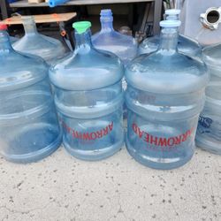 11  5 Gallon Water Bottles $25